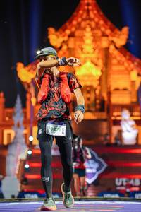 BIB: 9471
                            <button type="button" onclick="openModal(22348961)" class="btn btn-primary btn-sm float-right btn-popup" data-toggle="modal" data-target=".modal-high-quality">
                        <i class="fas fa-shopping-cart"></i> Add to Cart
                    </button>
                                            <button type="button" onclick="isThisMe(22348961, true)" class="btn btn-success btn-sm float-right btn-popup btn-isme hidden" data-toggle="tooltip" data-placement="bottom" title="นี่คือรูปของคุณใช่ไหม คลิกที่นี่เพื่อเอาเข้าอัลบั้ม">
                        <i class="fas fa-plus"></i> Add to album
                    </button>
                    <button type="button" onclick="isThisMe(22348961, false)" class="btn btn-warning btn-sm float-right btn-popup btn-isnotme hidden">
                        <i class="fas fa-ban"></i> Remove from album
                    </button>